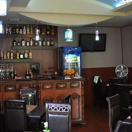 טיראנה Hotel 3A מראה חיצוני תמונה