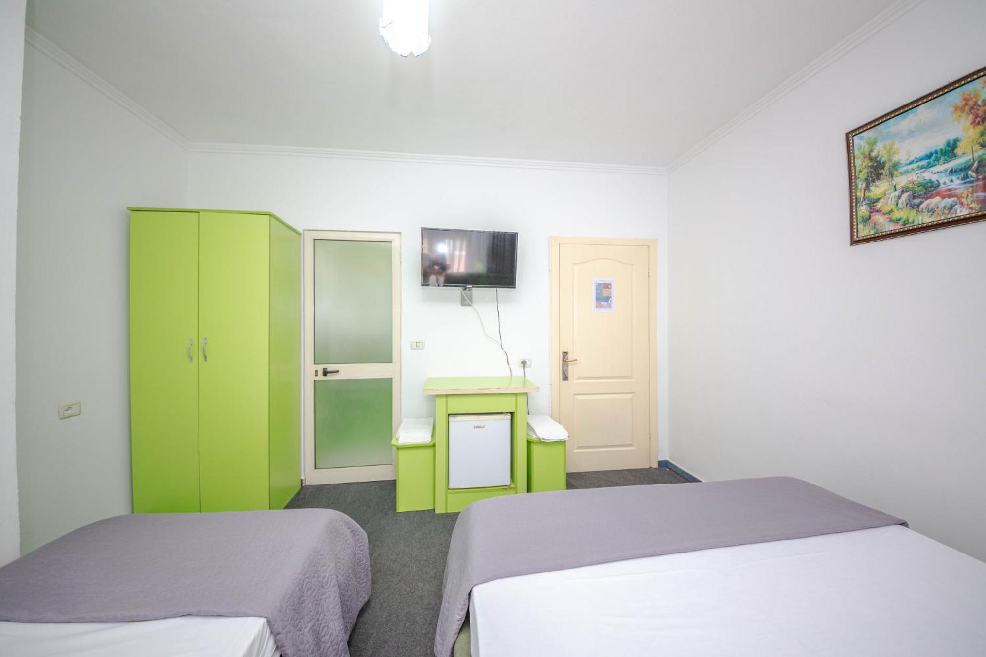 טיראנה Hotel 3A מראה חיצוני תמונה